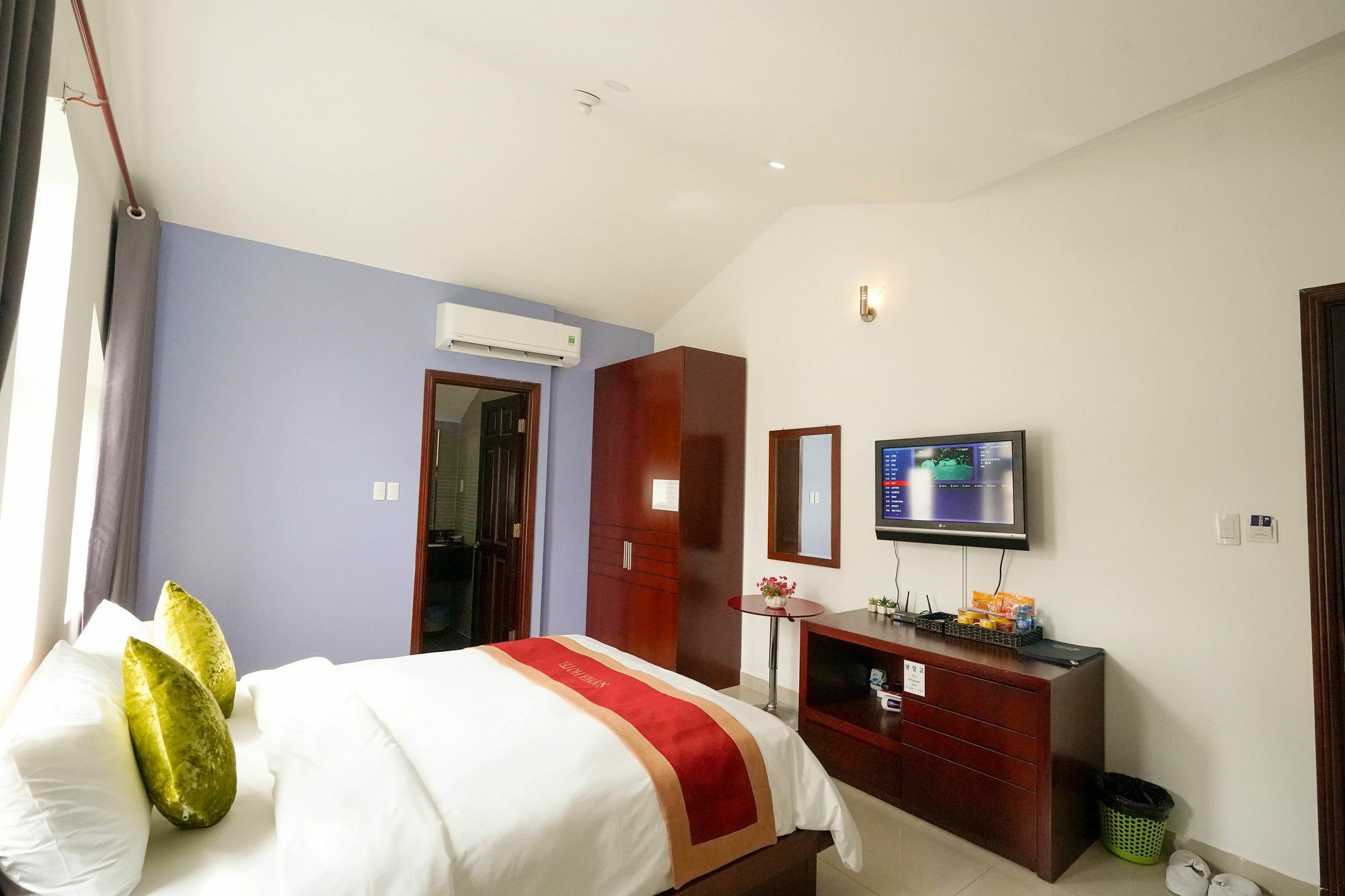 Sophia Hotel Хошимин Екстериор снимка
